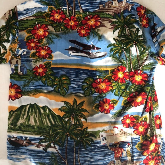Big Dogs medium Hawaiian shirt.  Dogs on vacation - Picture 11 of 14
